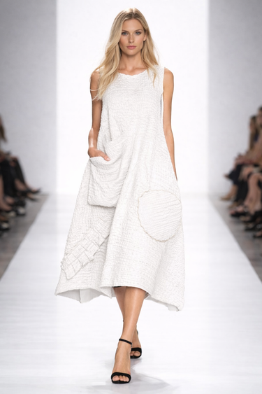 Eggi2 Dress
