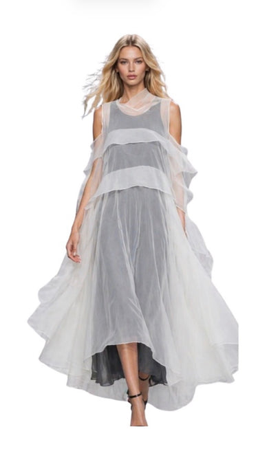 CIDNU. Romantic dress